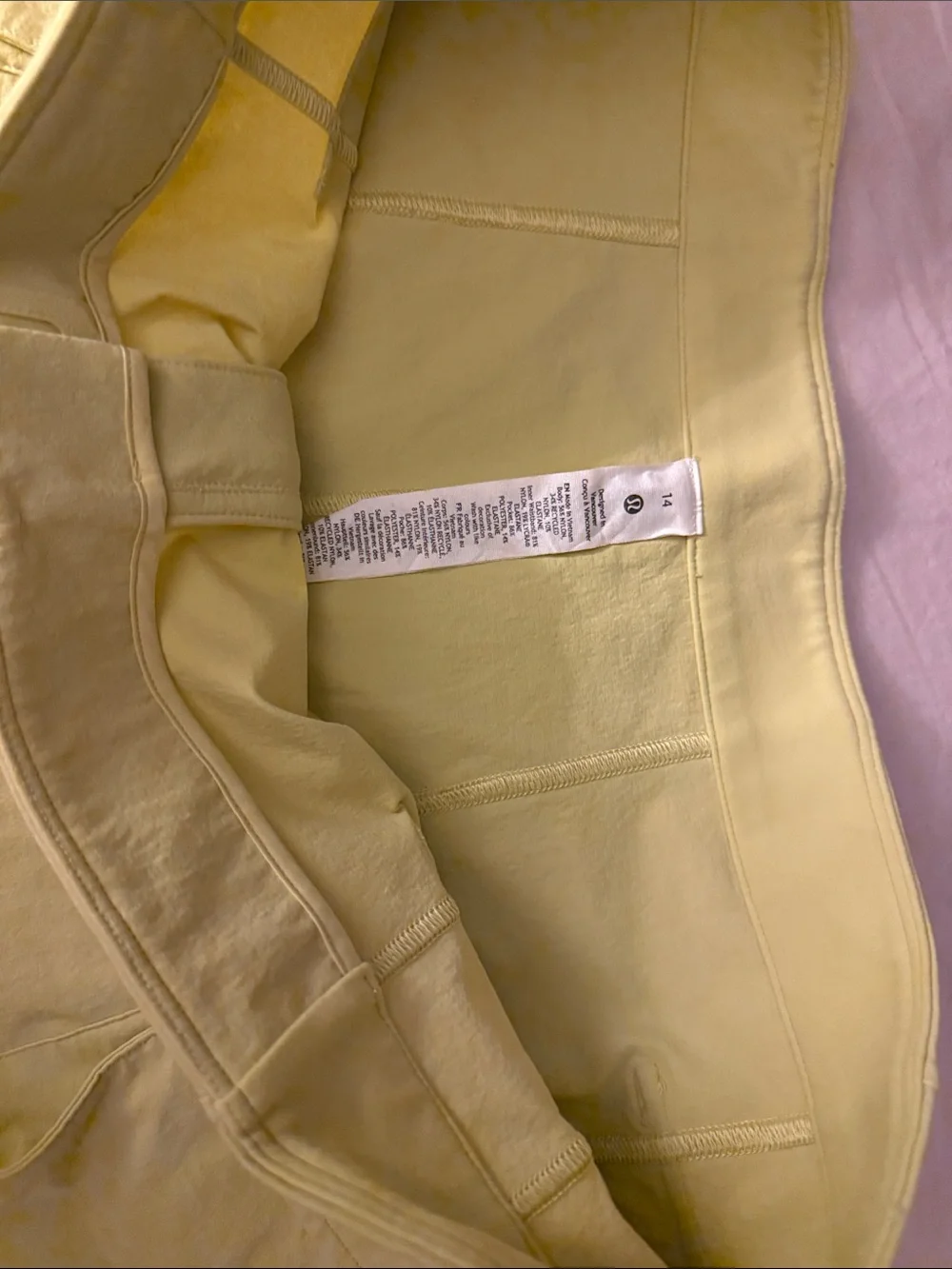 Lululemon - Picture 3 of 7